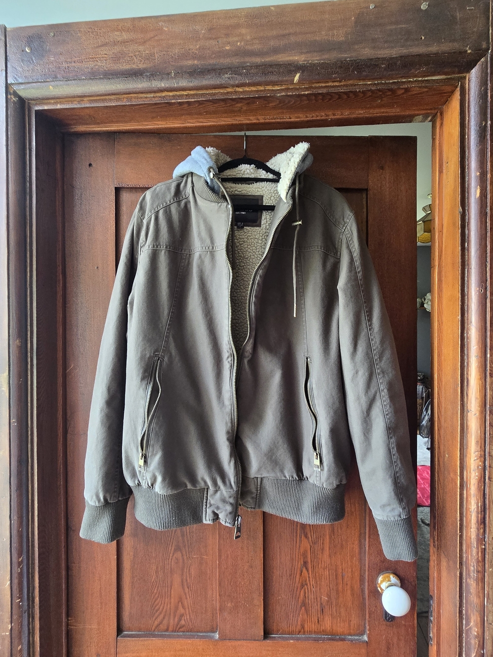 Guess Men's Green Canvas Jacket with Cream Sherpa Lining